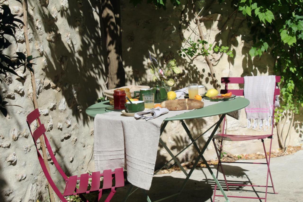 La Magnanerie De Dions Bed & Breakfast Exterior photo
